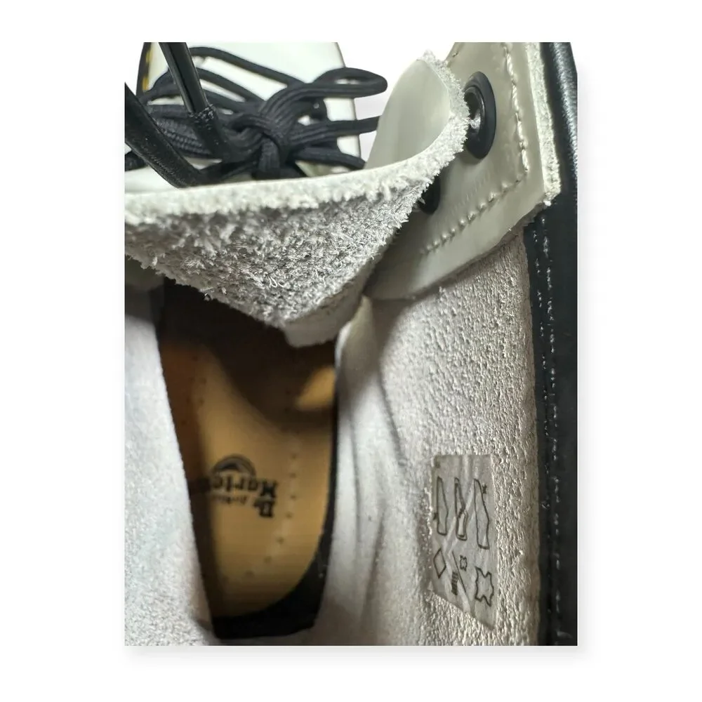 Dr Martens 11822 White Leather 8 Eye Lace Up Combat Ankle Boots Womens‎ Sz 9